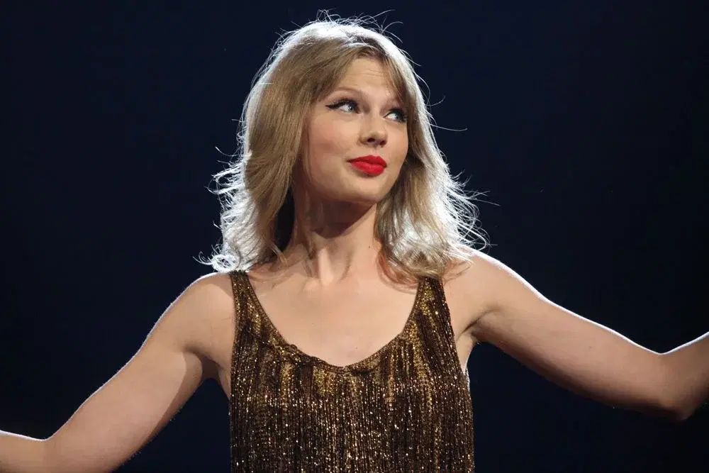 Taylor Swift Songs Bingo